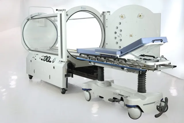 Is a Hyperbaric Oxygen Chamber Claustrophobic? What First-Timers Should Know