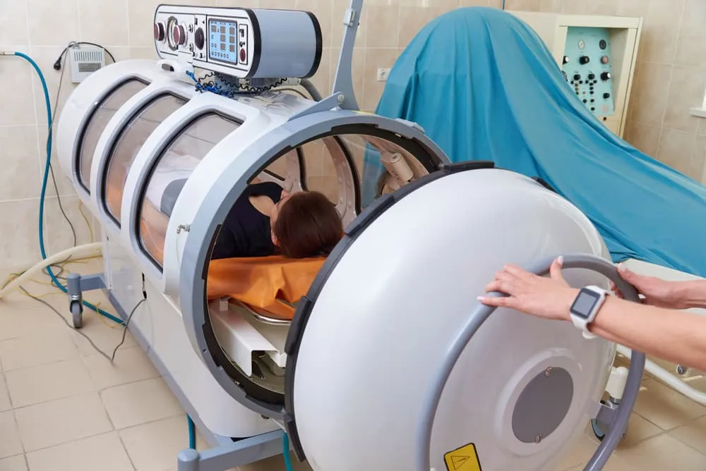 How Hyperbaric Oxygen Therapy Can Aid in Wound Healing
